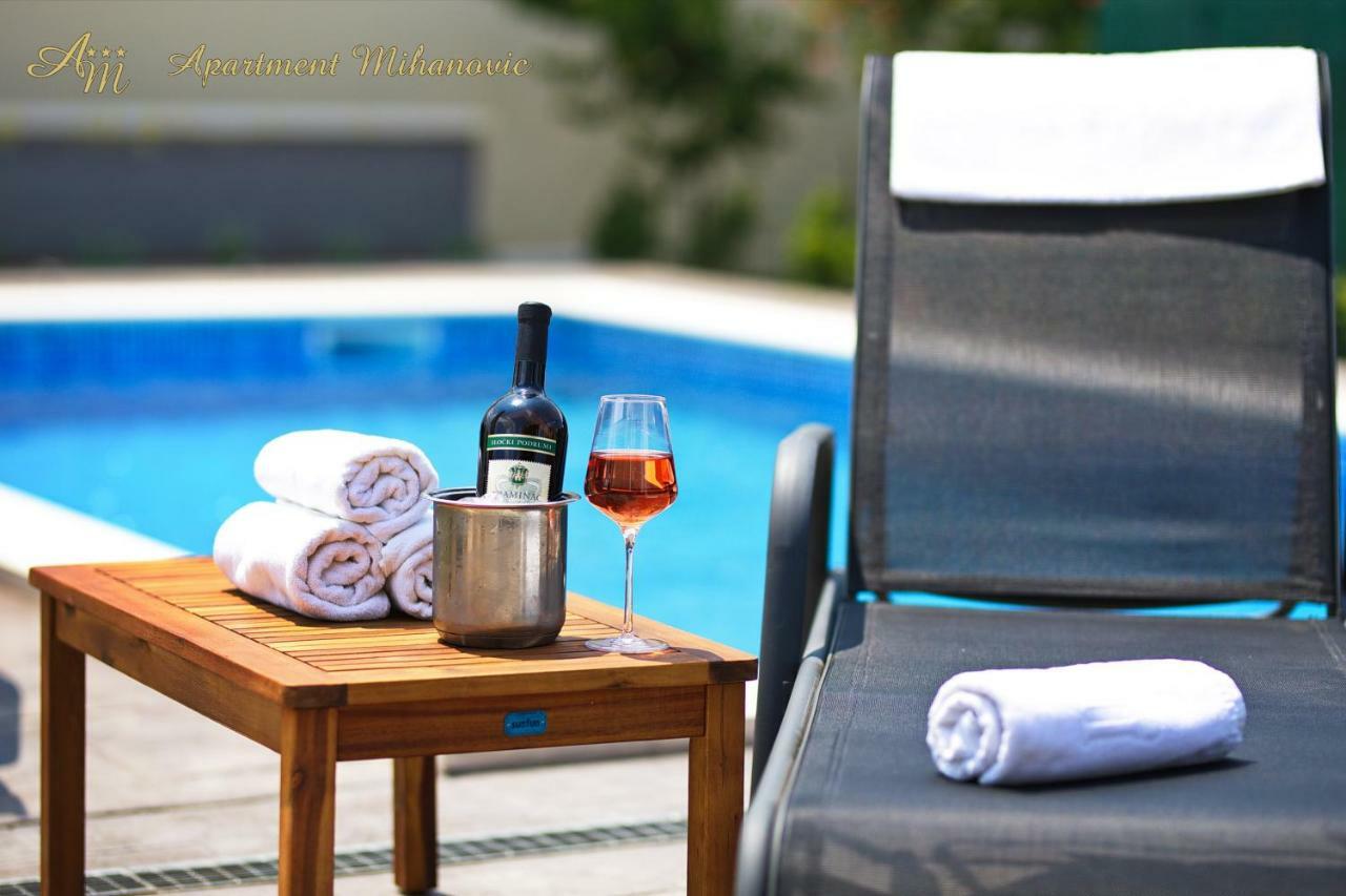 Apartment Mihanovic Zrnovnica